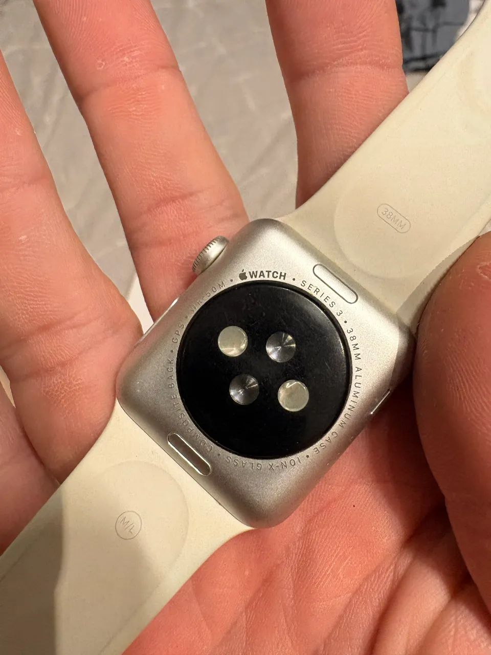 Apple Watch Series 3 GPS 38mm - Funciona - Tela Quebrada - Foto 2