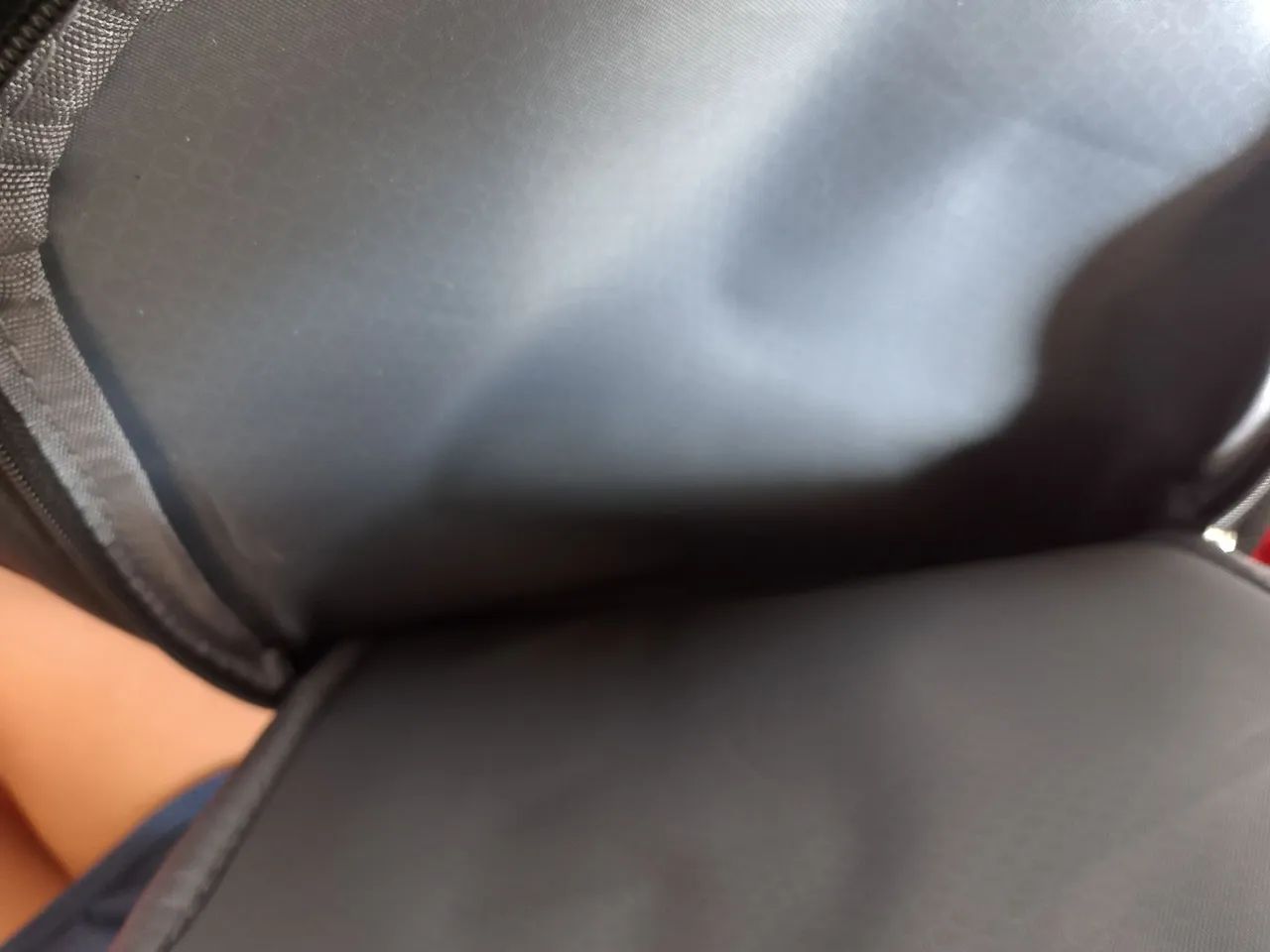 Mochila escolar nova e nunca usada - Foto 2