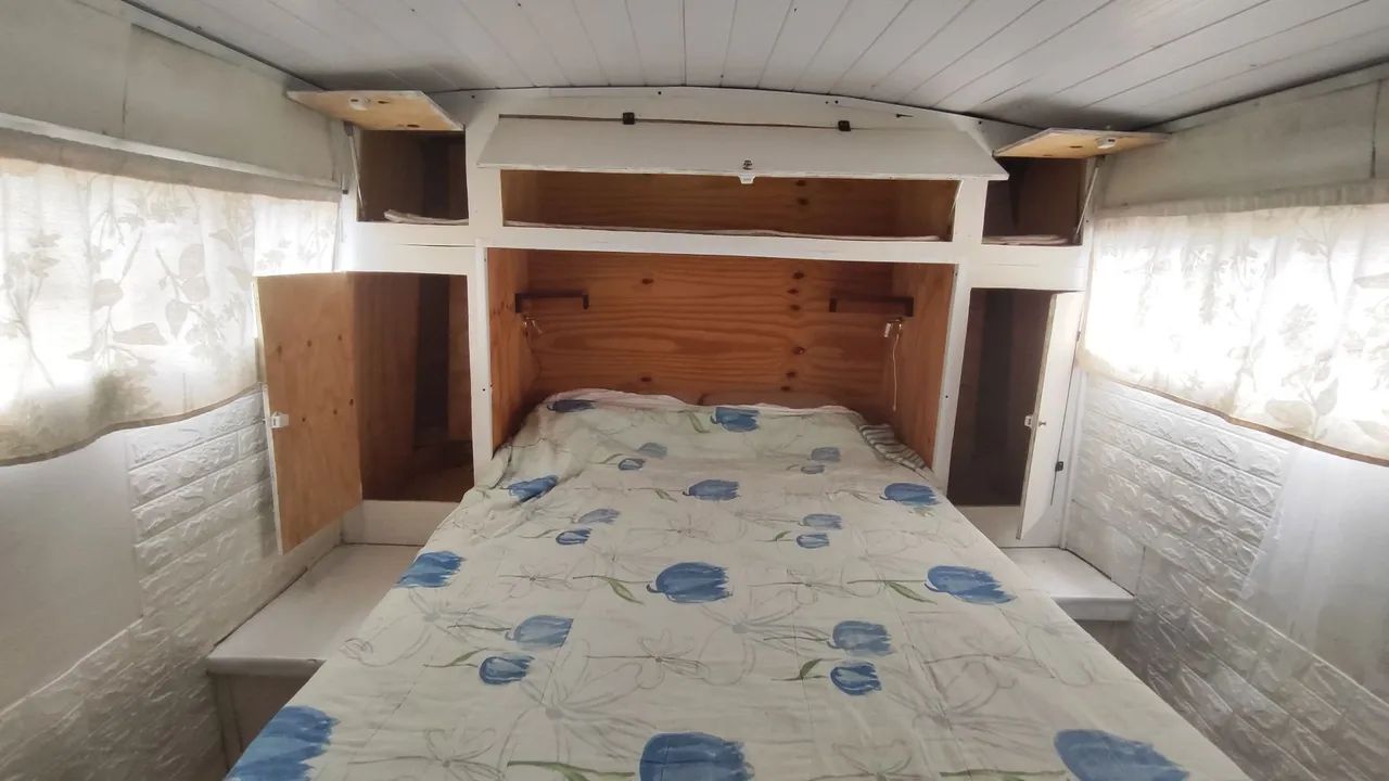 Motor-Home Ônibus Mercedes | Completo | 6 Pessoas | Oportunidade única | Aceito propostas - Foto 8