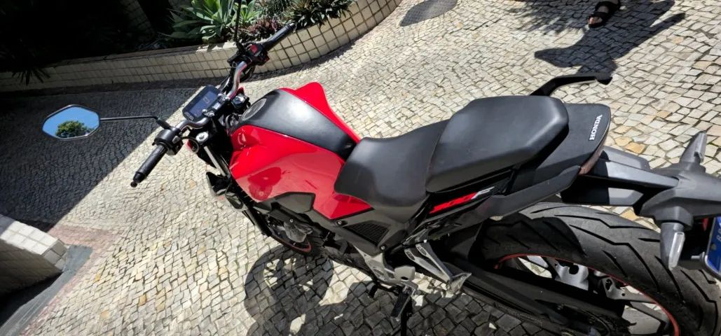 Vendo CBX 300F - Foto 2