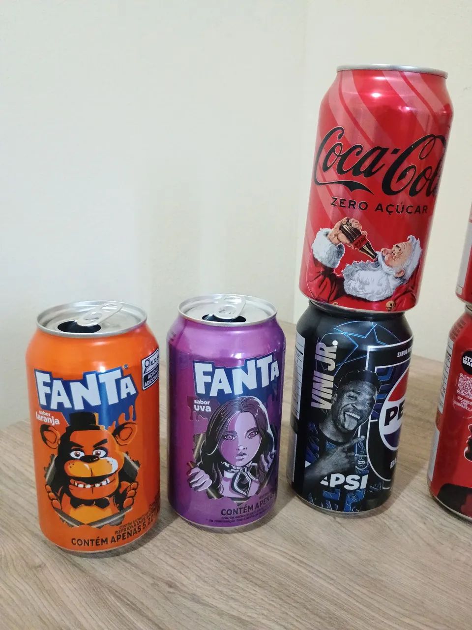 Latas de refrigerante colecionáveis  - Foto 3