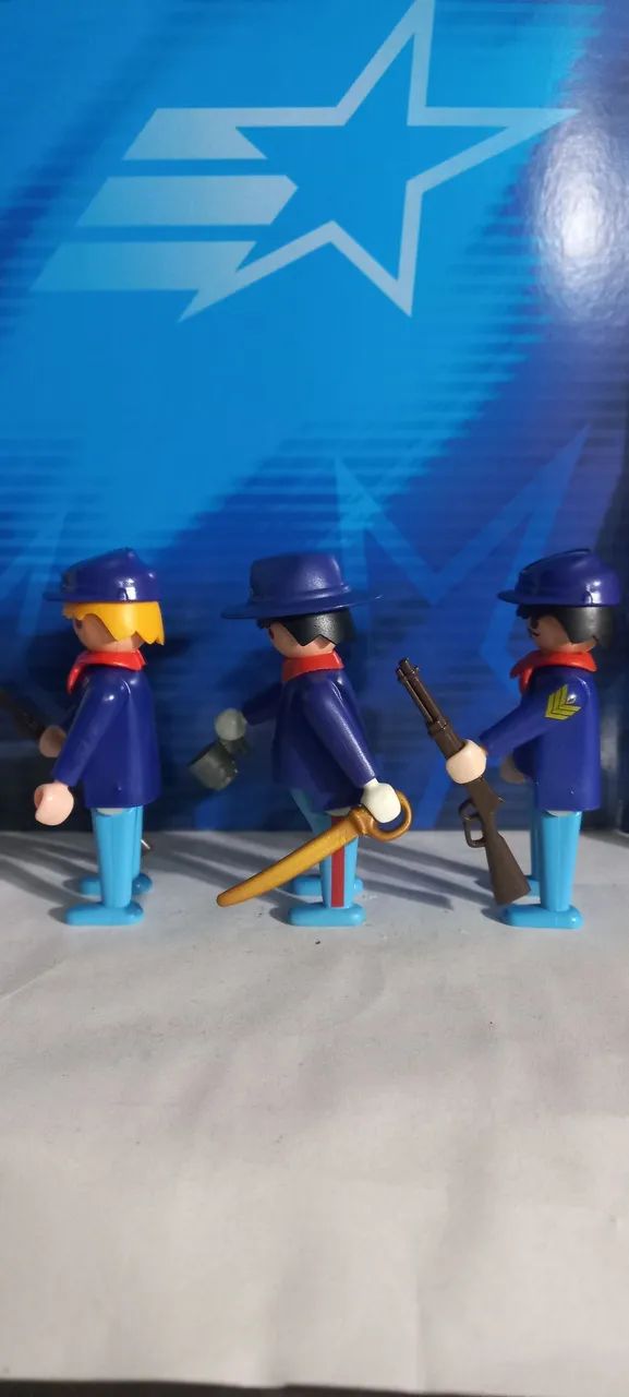 Lote de playmobil com 3 soldados da cavalaria Geabra (velho oeste faroeste) - Foto 3