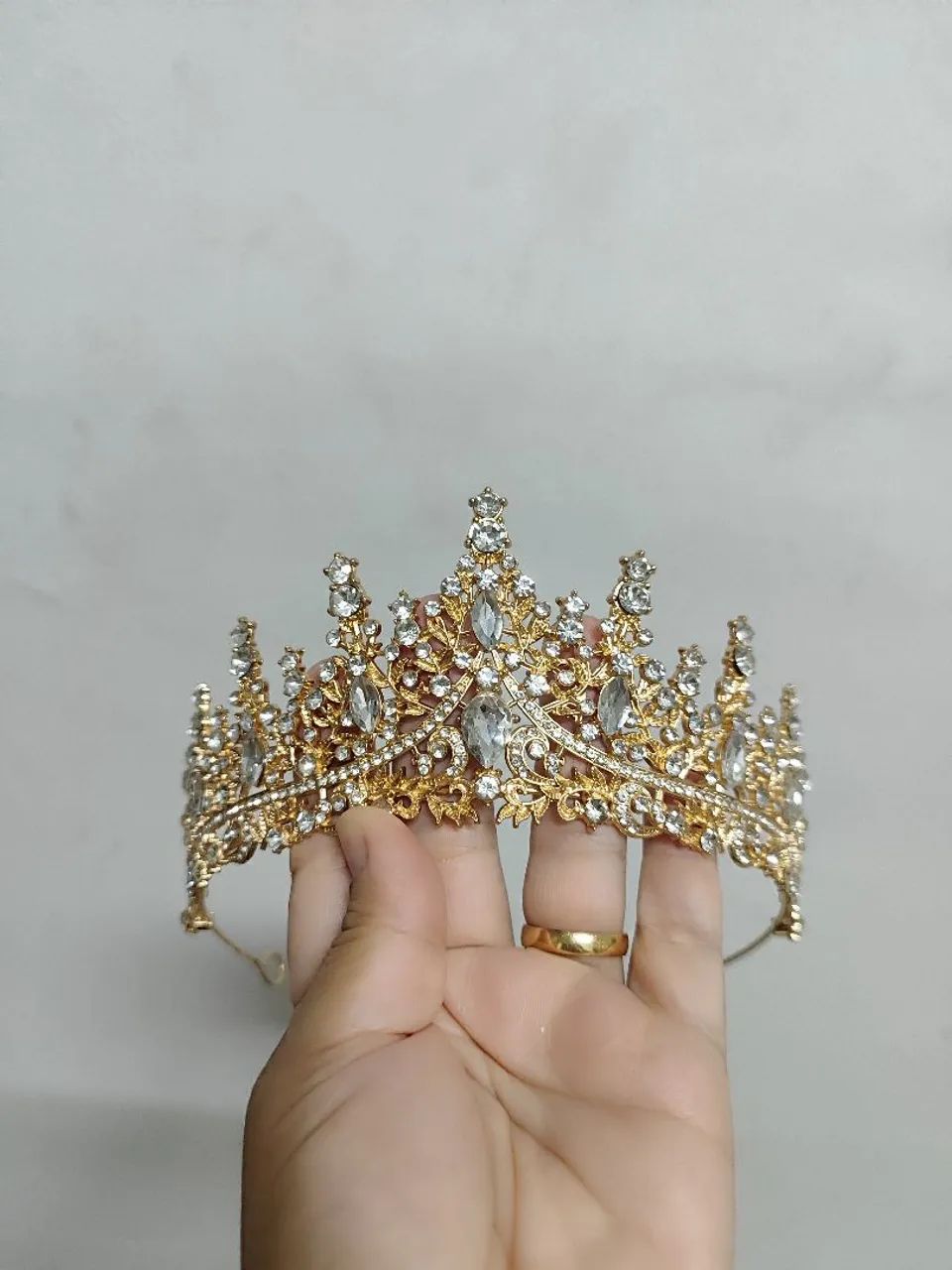 Coroa dourada - Foto 2