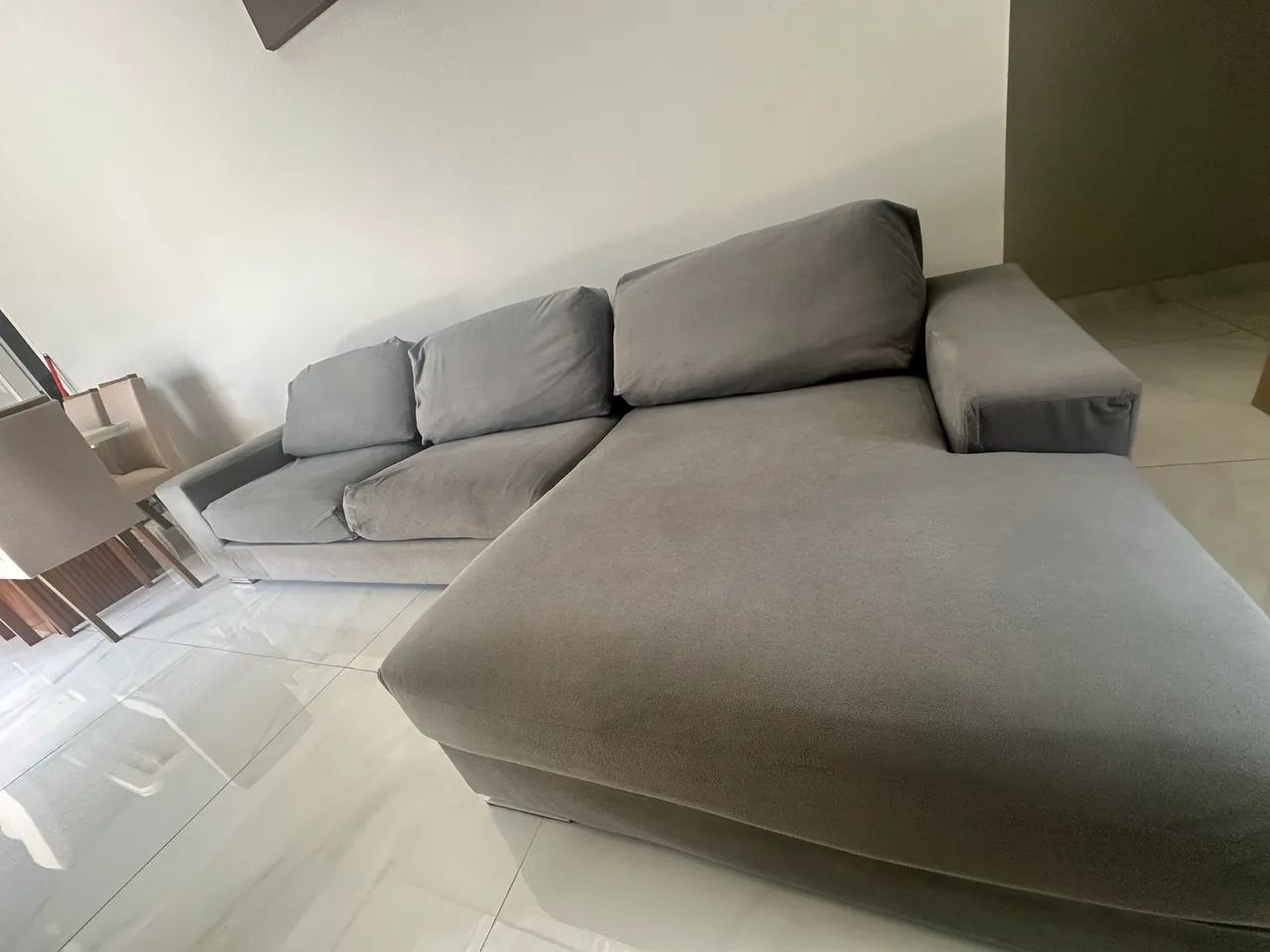 Vendo sofá com chaise  - Foto 2