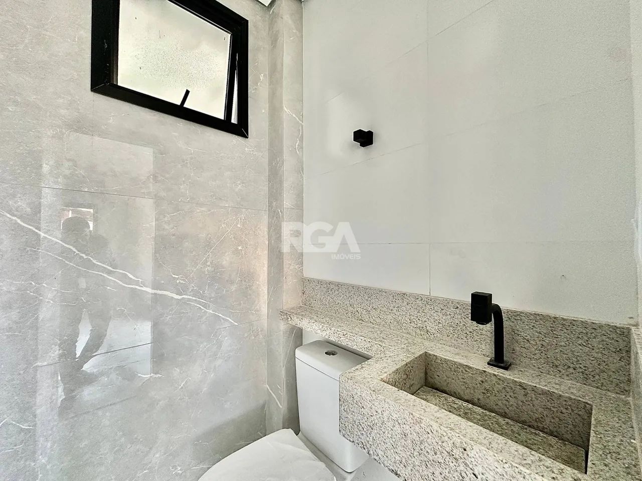 CASA GEMINADA COM 3 QUARTOS (1 SUÍTE) E 2 VAGAS  PLANALTO - Foto 3