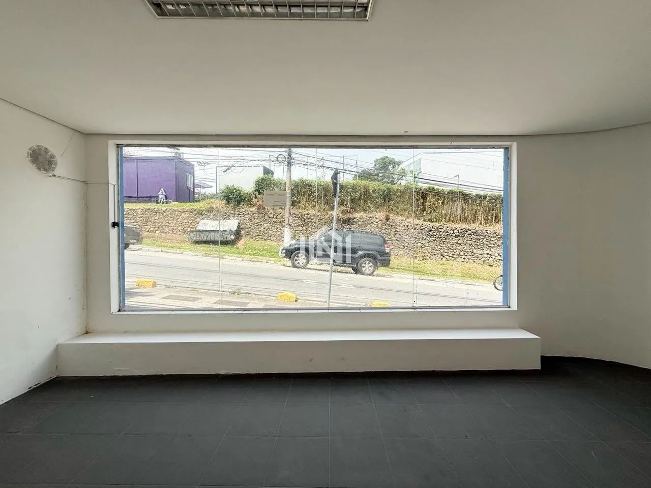 Sala comercial térrea para Locação no miolo da Granja Viana - Foto 3