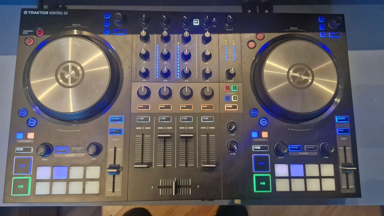 controladora Traktor S3  - Foto 2
