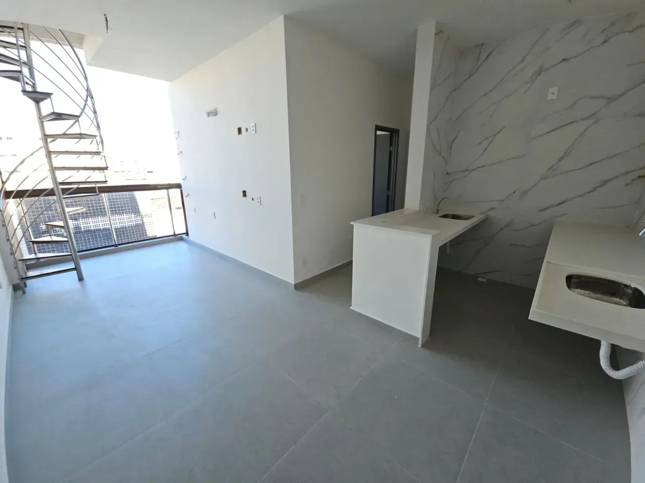 COBERTURA DUPLEX EM INTERMARES | 105m²