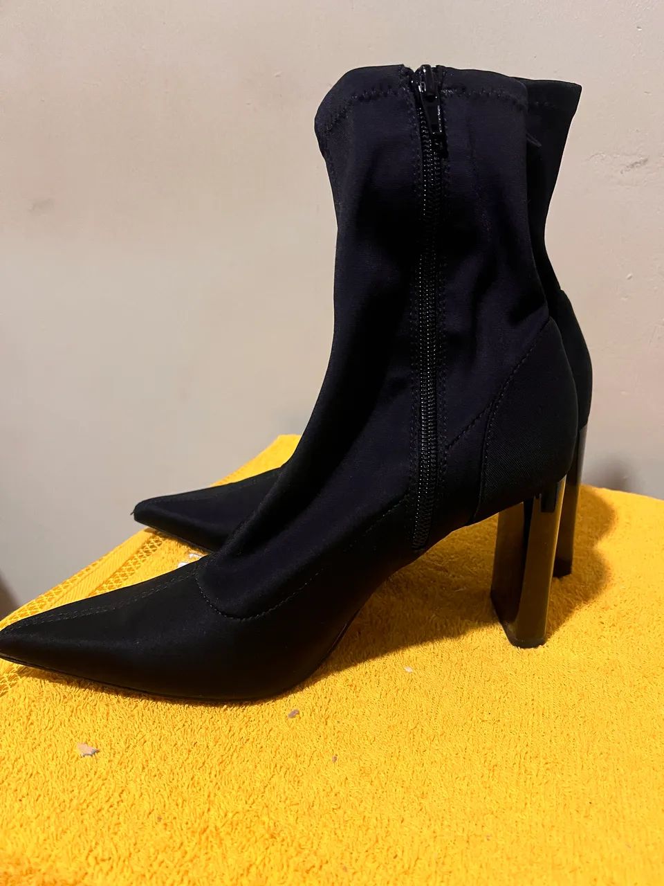 Bota Zara estado de nova