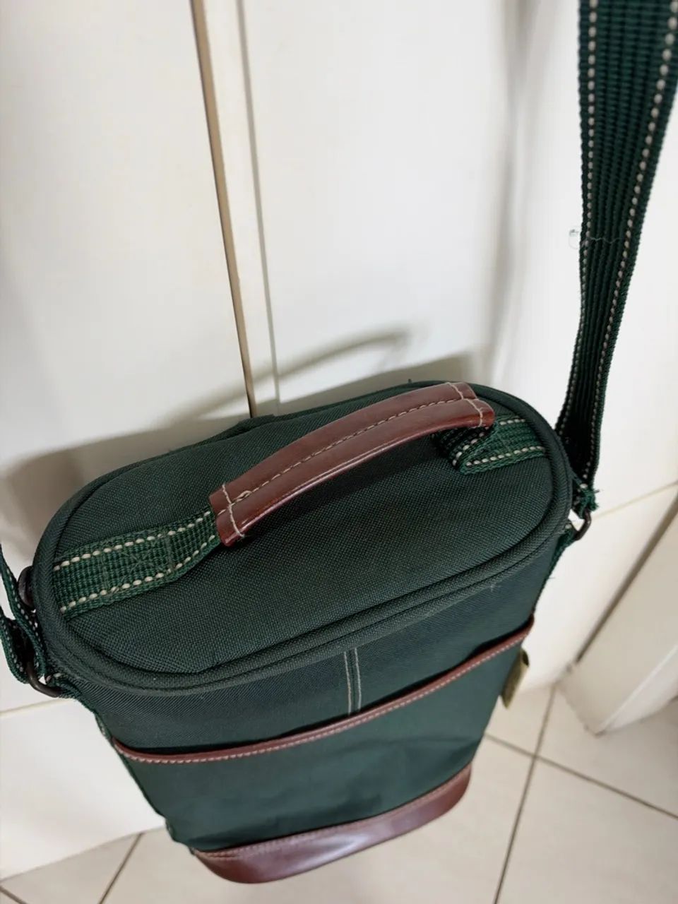 Bolsa para levar vinhos ( 2 garrafas ) comprada nos EUA - Foto 2
