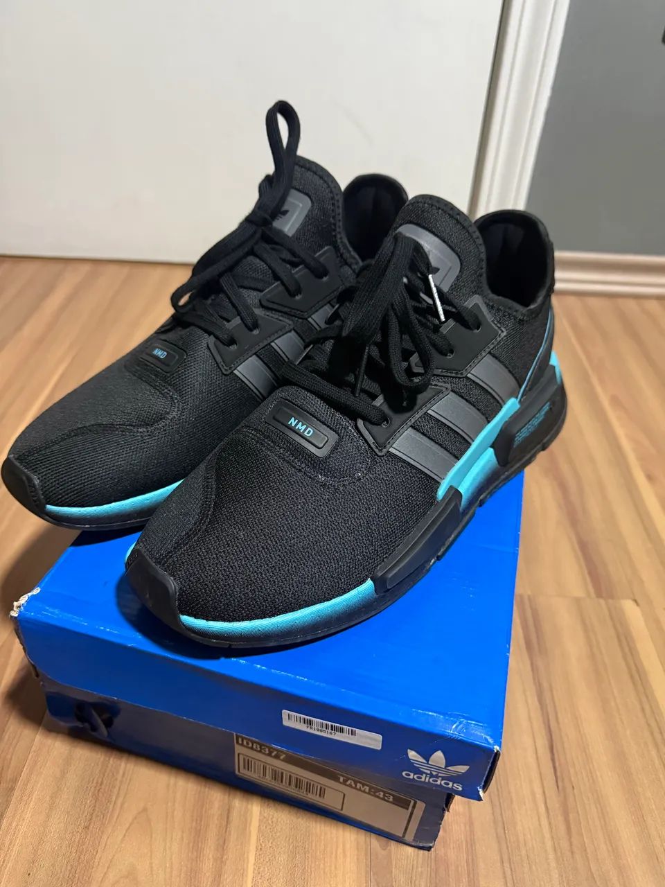 Tenis