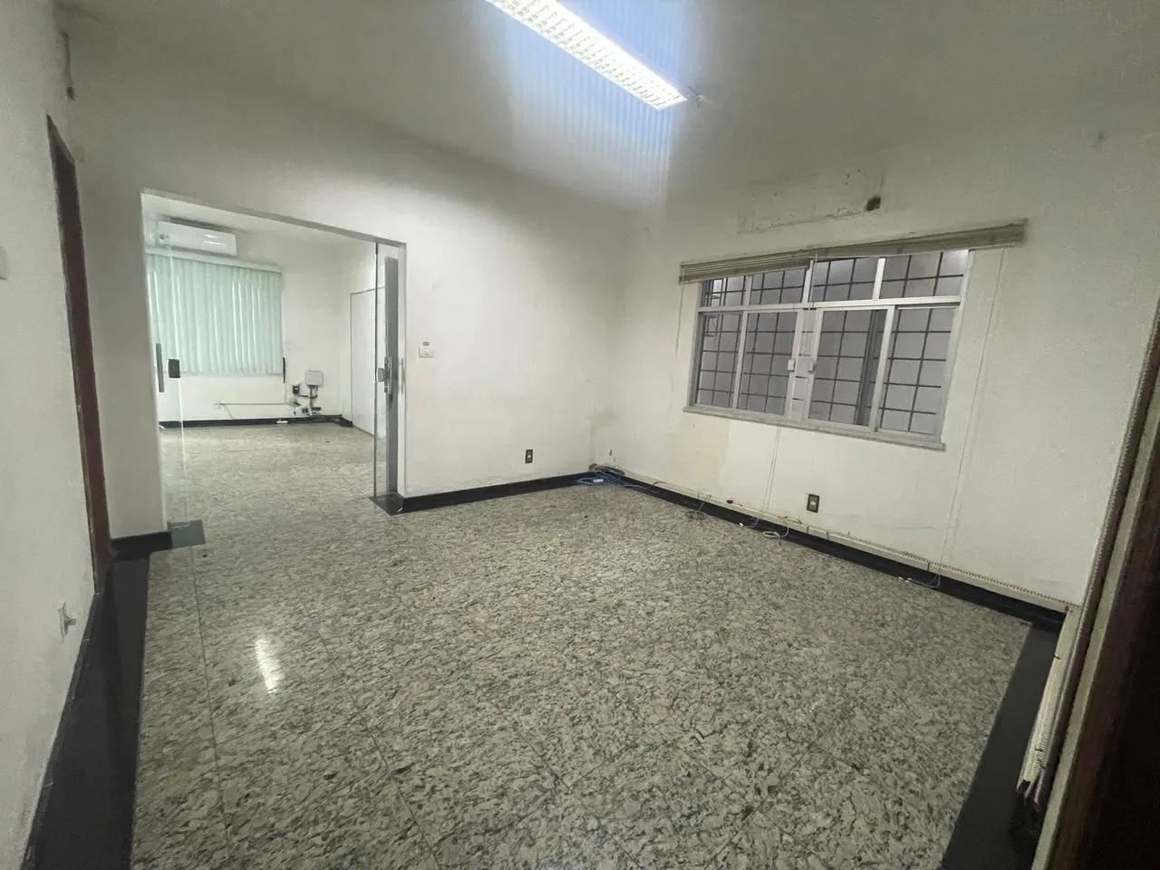 Casa 4 Dormitórios 500m2. Vieiralves. - Foto 4