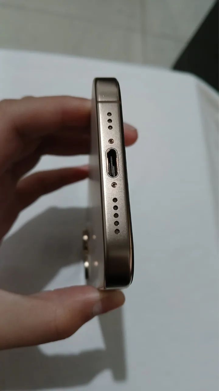 iPhone 16 PRO 128GB - Foto 3