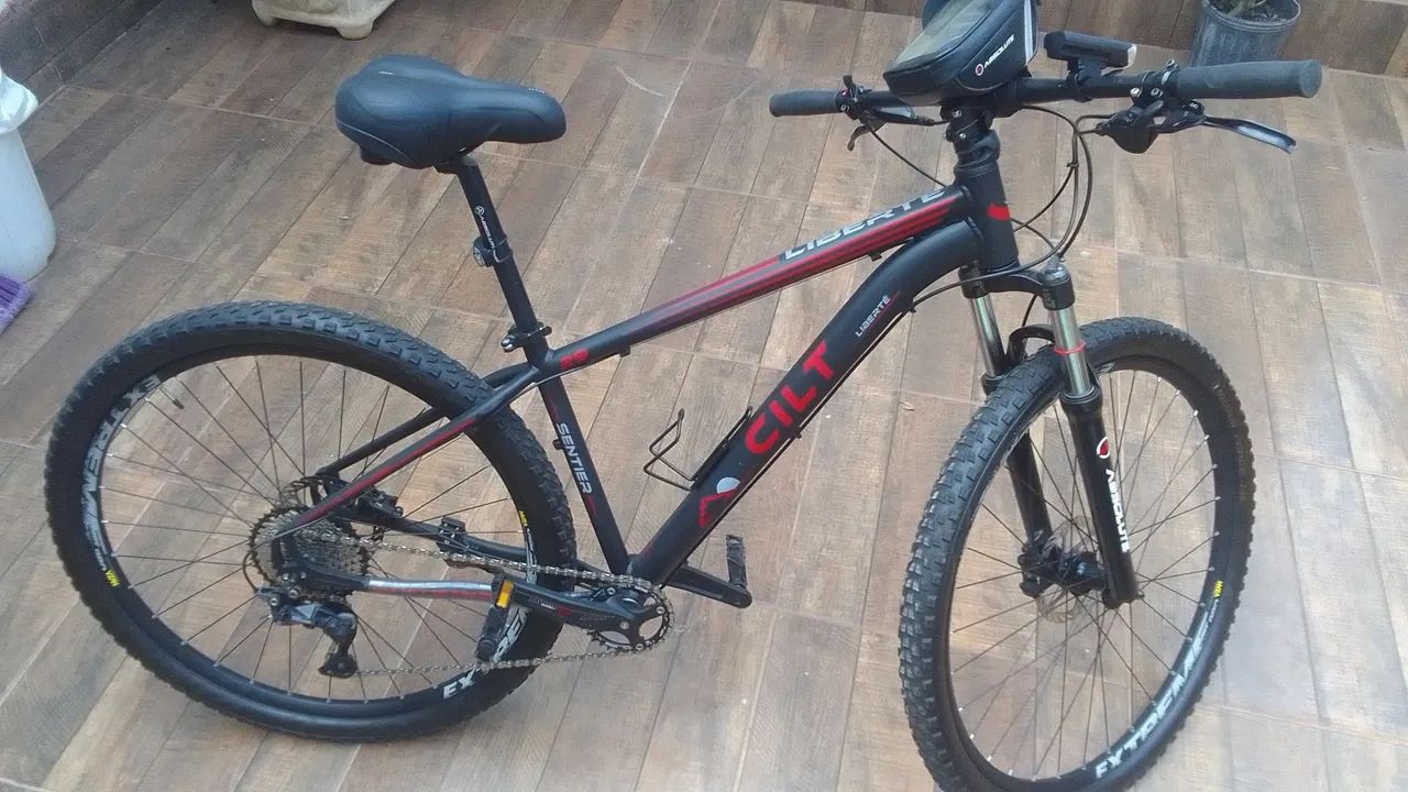 Bicicleta cilt LIBERTÉ  aro 29 cassete  bike muito nova usada poucas vezes. - Foto 6