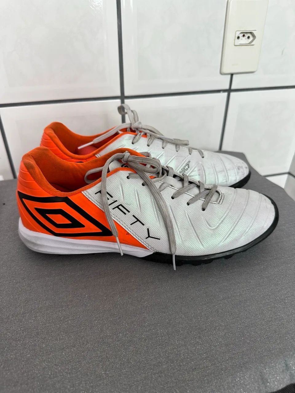 Chuteira Society Umbro Fifty - Foto 2