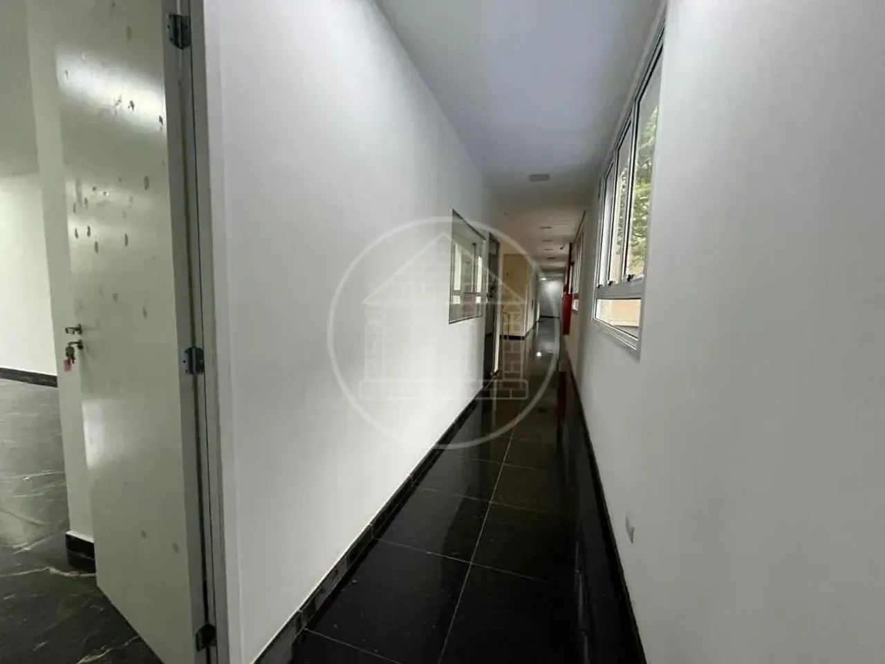 Sala para alugar no condomínio Terrara (Interlagos) - Foto 2