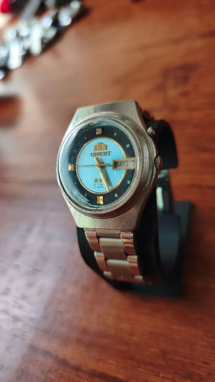 RELÓGIO ORIENT AUTOMÁTICO VINTAGE PRETO COM O CENTRO AZUL CLARO - Foto 2