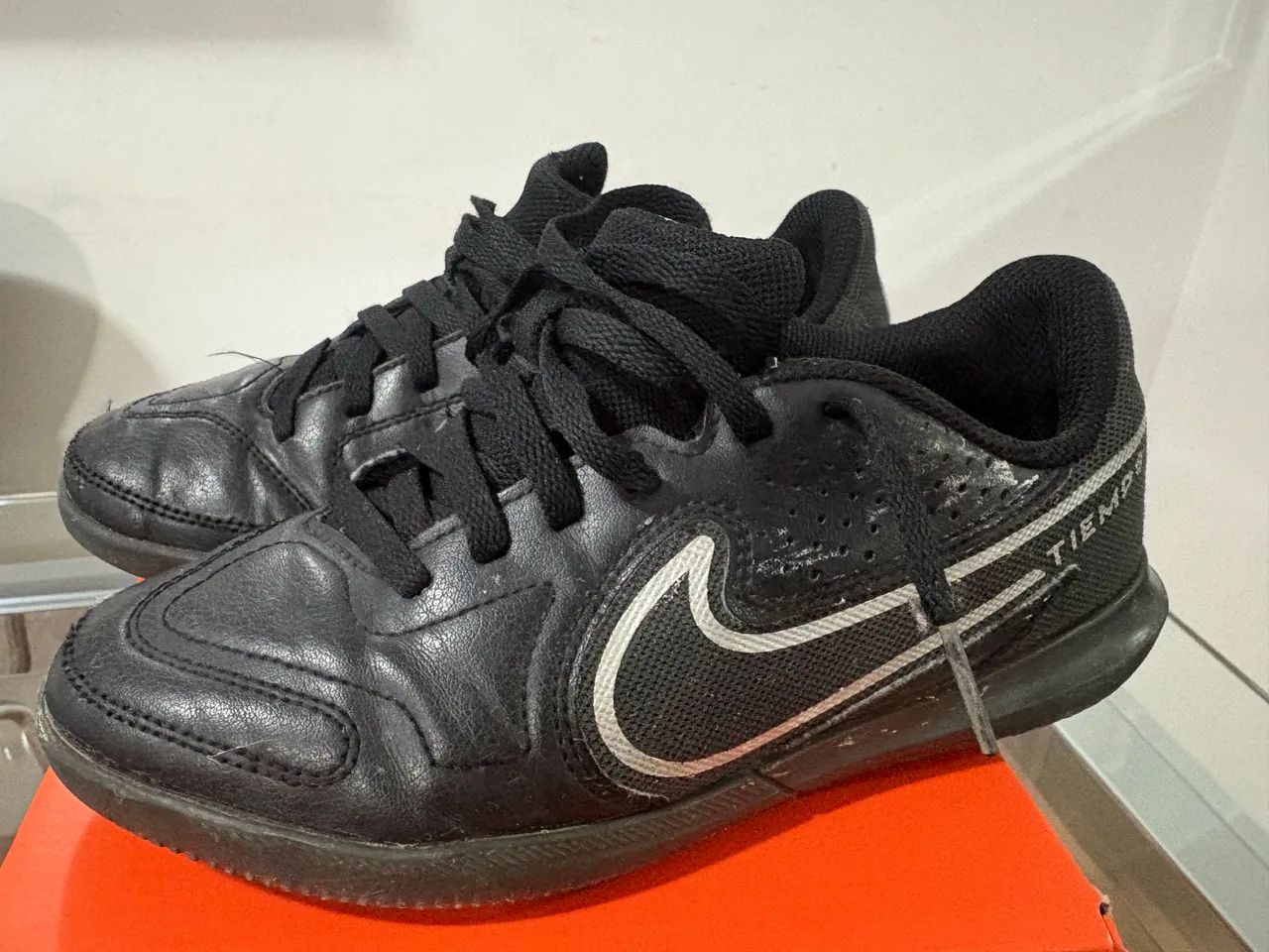 Chuteira futsal Nike tiempo legend 9 - Calçados Esportivos Chuteira futsal Nike tiempo legend 9 - Calçados Esportivos
