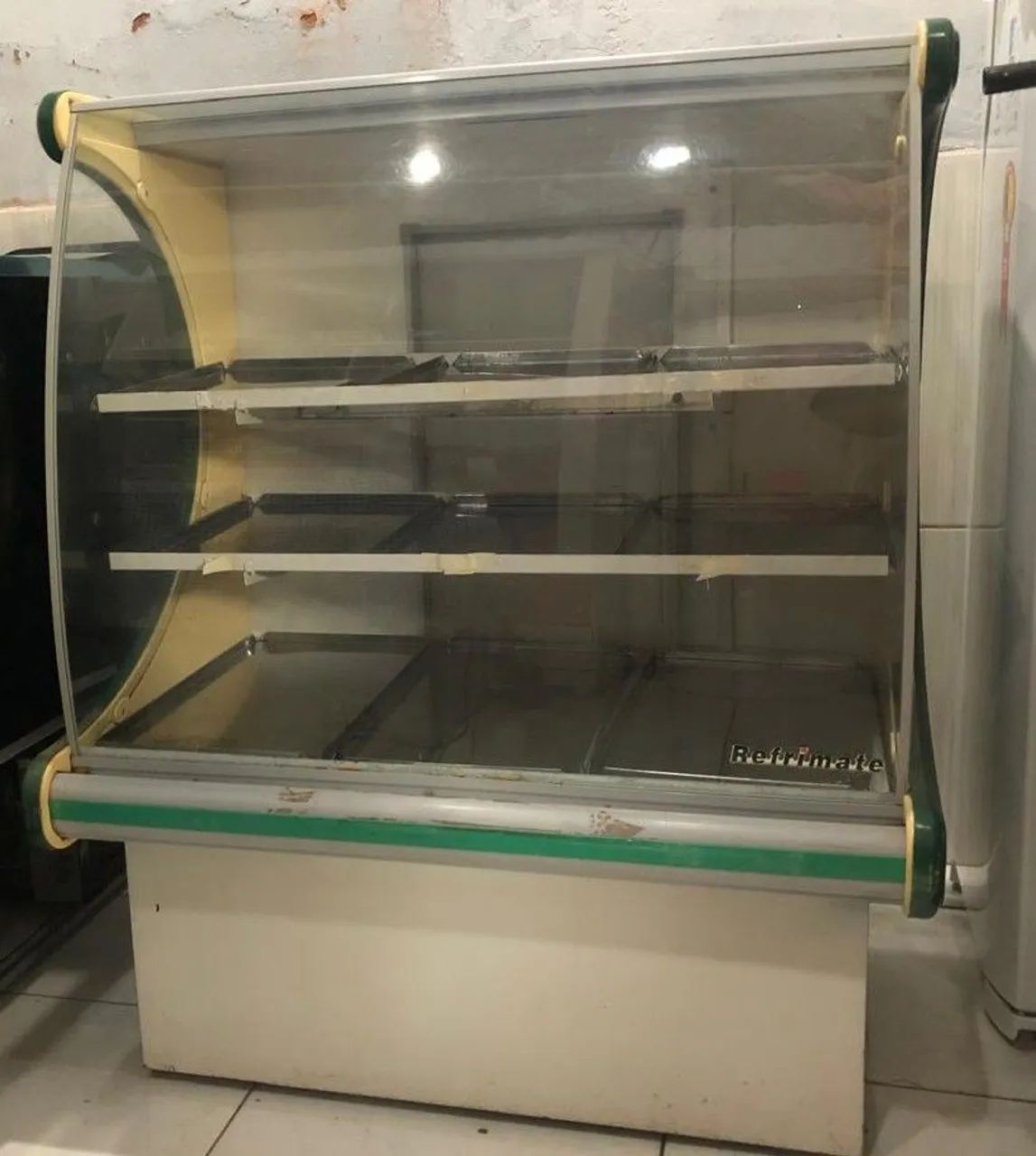 Vende-se estufa quente para salgados  - Foto 2