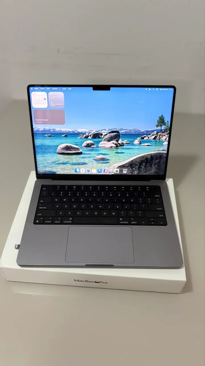 MacBook Pro M1 (2021) 14