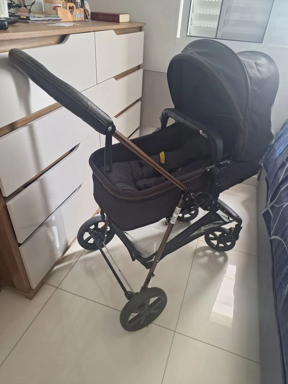Kit carrinho, bebê conforto e base Galzerano  - Foto 4