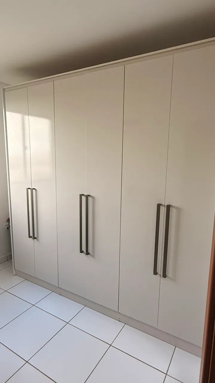 Guarda-roupa 6 portas  - Foto 2