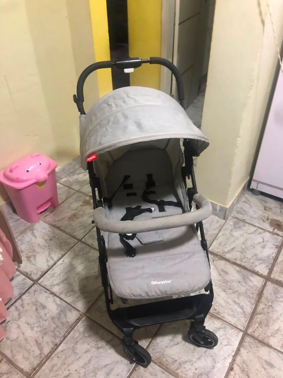 Vendo carrinho de bebê 