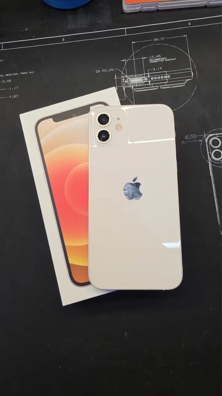 iPhone 12