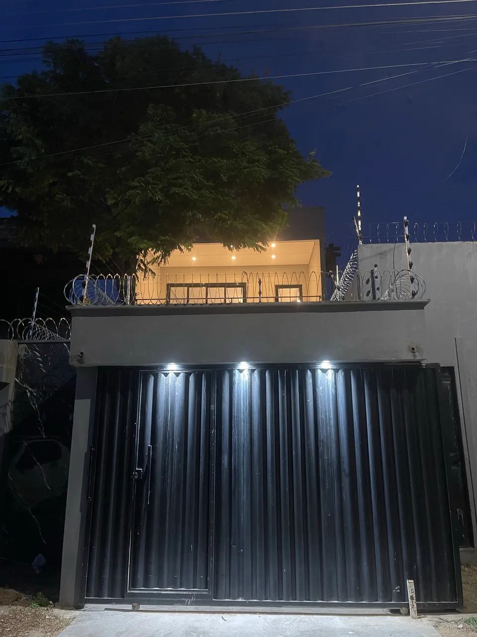 ALUGA-SE DUPLEX NO SÃO VICENTE 3.600 R$ - Foto 3