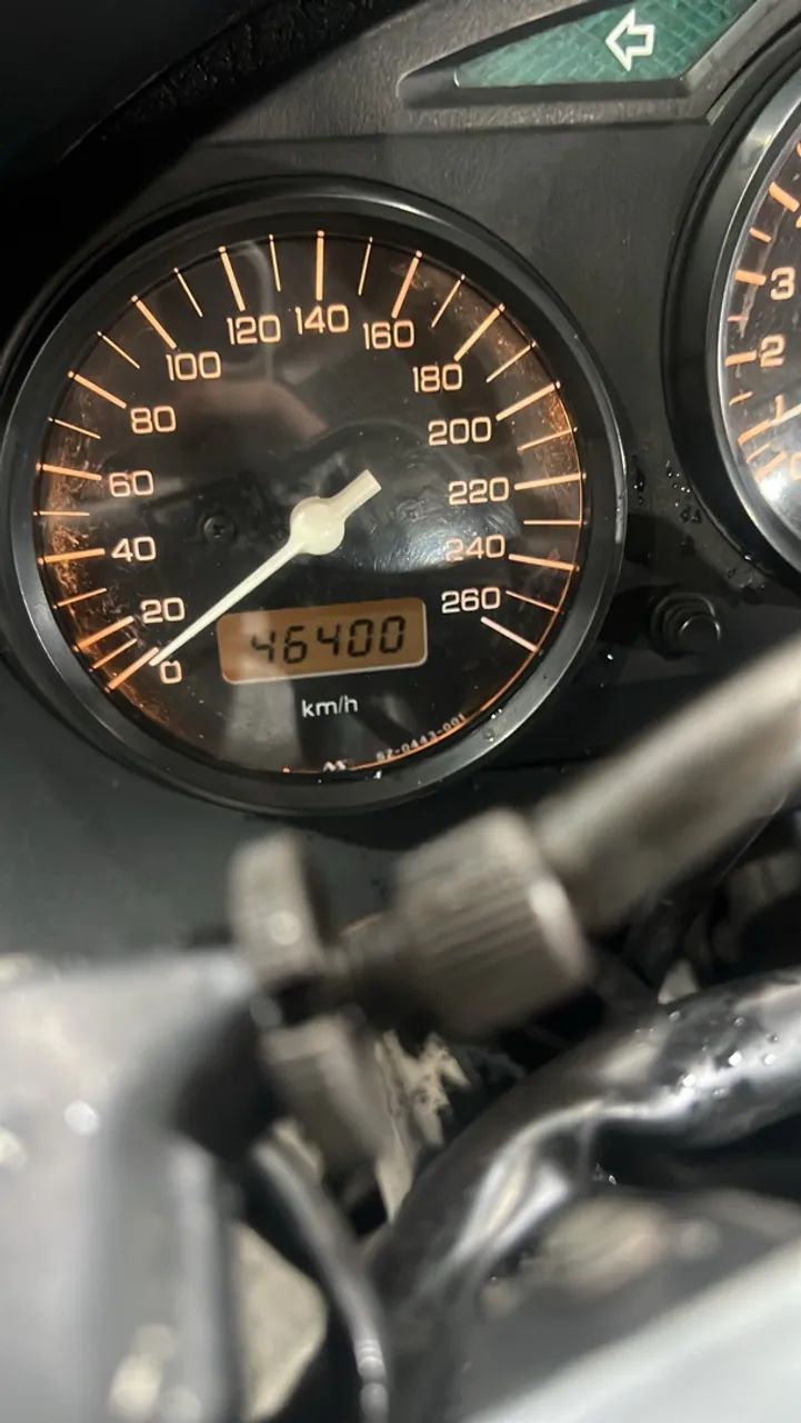 GSX 750F 2007 - Foto 4