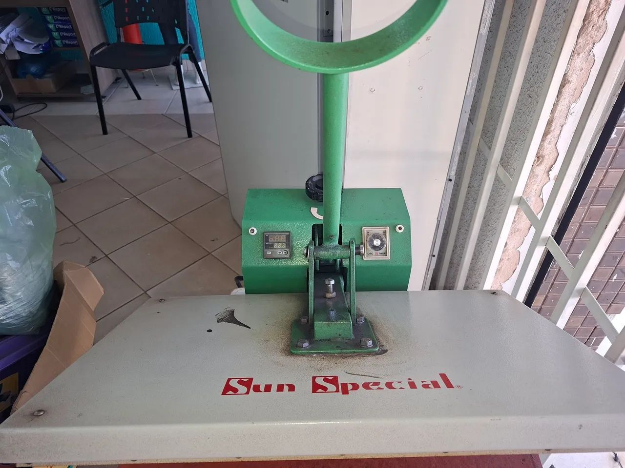 Vendo prensa termica 60x40 - Foto 2