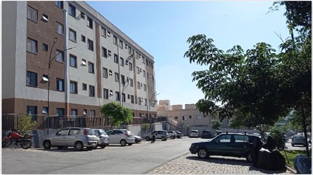 Apartamento à venda com 2 quartos no Edificio Lar Lisboa em Sorocaba-sp