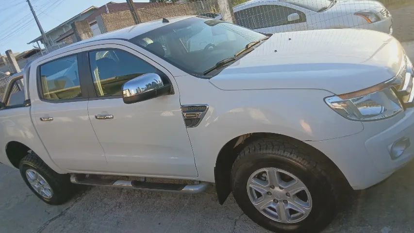 Ford Ranger Ranger XLT 2.5 16V 4x2 CD Flex 2014