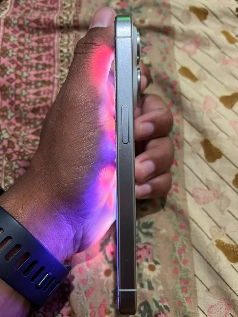 IPHONE 15 Pro - Foto 3