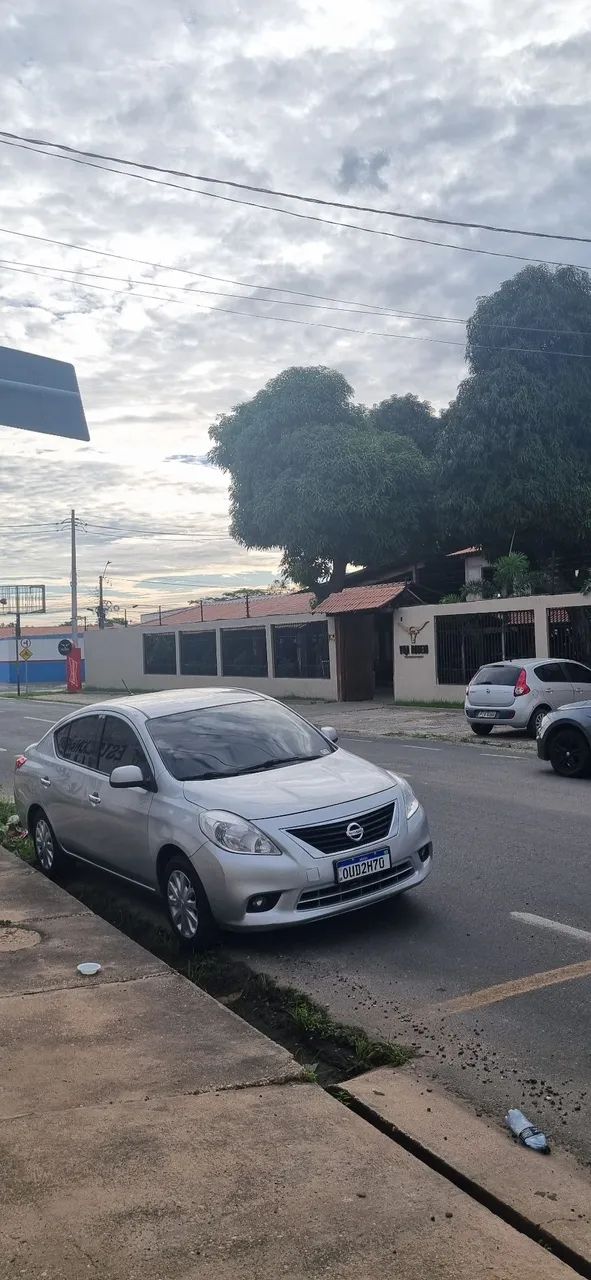 Nissan Versa 1.6 16V FLEX SV 4P MANUAL 2014