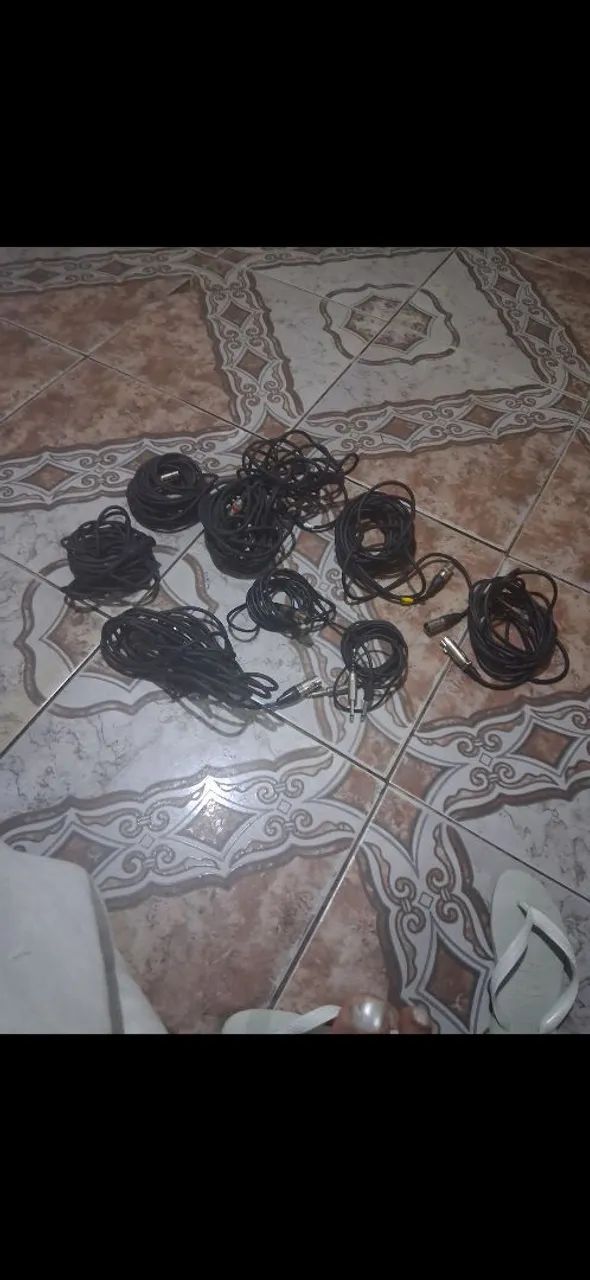 Microfones e cabos - Foto 2