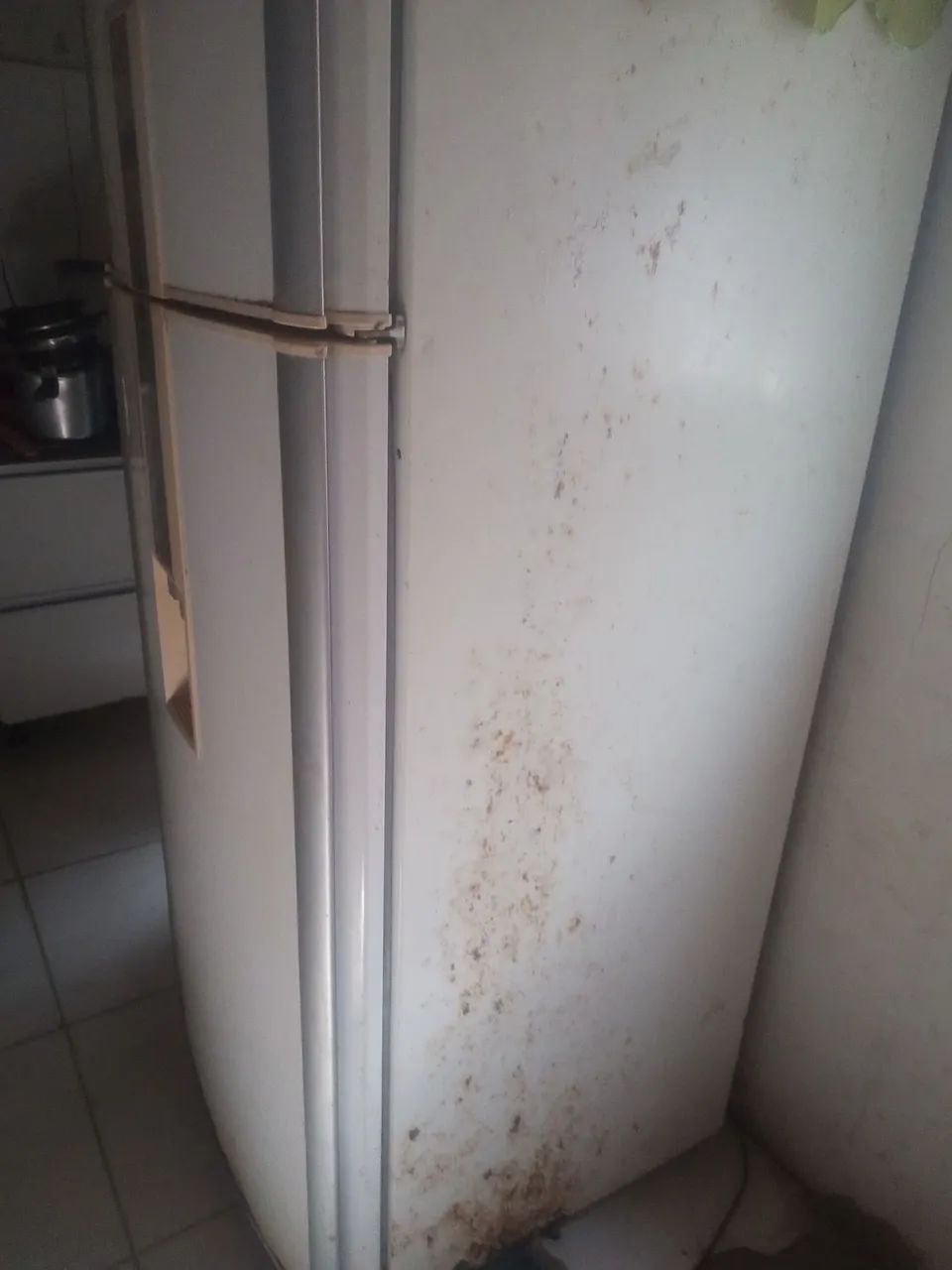 Geladeira com defeito  - Foto 3