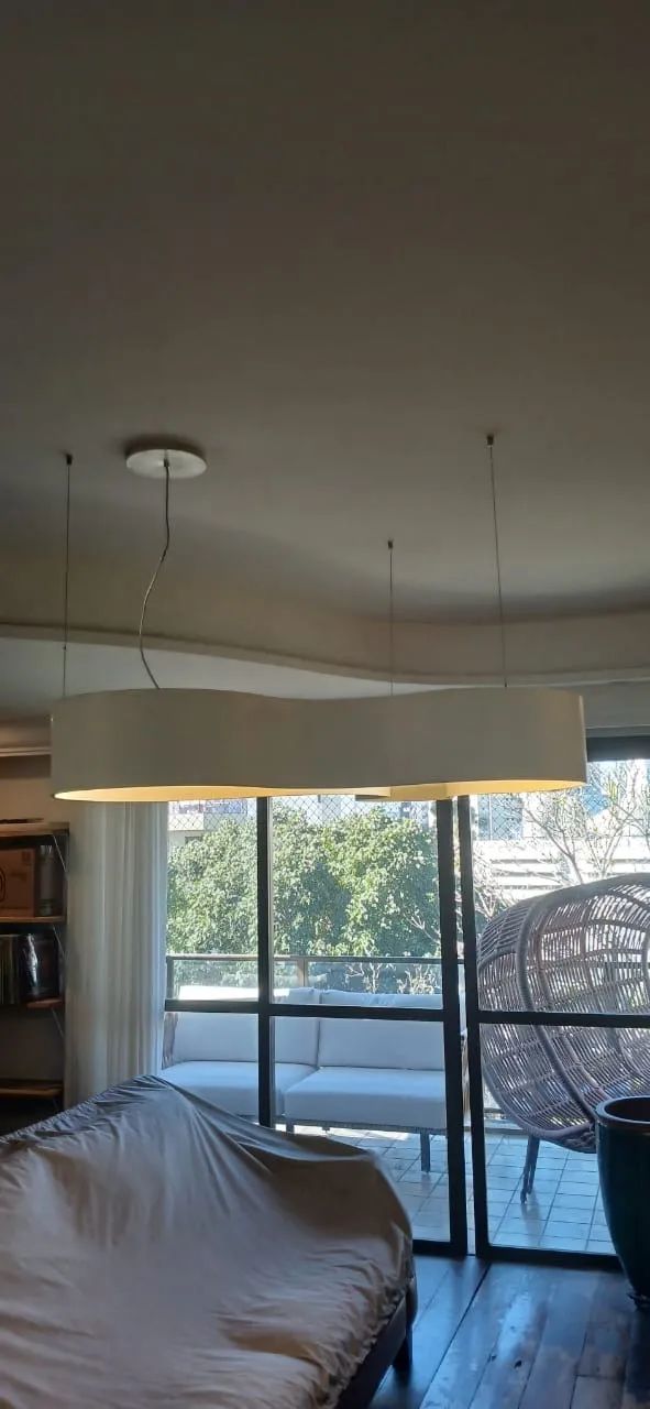 Luminária com design moderno. - Foto 2