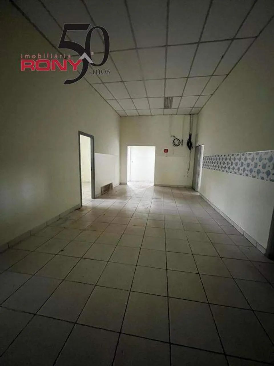 Ponto Comercial para Alugar em Guaratinguetá (Bairro Pedregulho) | 557,20 m² | 10 Salas |  - Foto 5