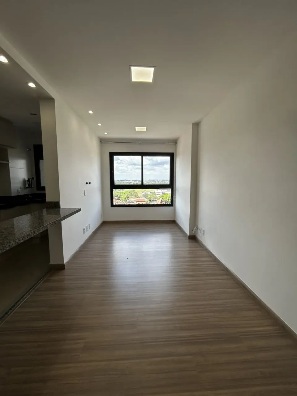 Apartamento com 02 dormitórios - Zona 08 - Foto 2