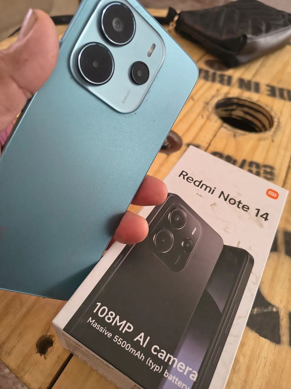 Excelente Redmi Note 14 250G - Foto 2