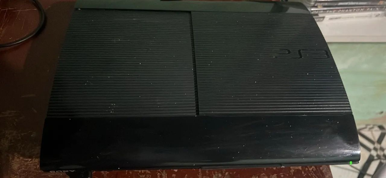 PS3 com 2 controles e lojas instaladas  - Foto 2