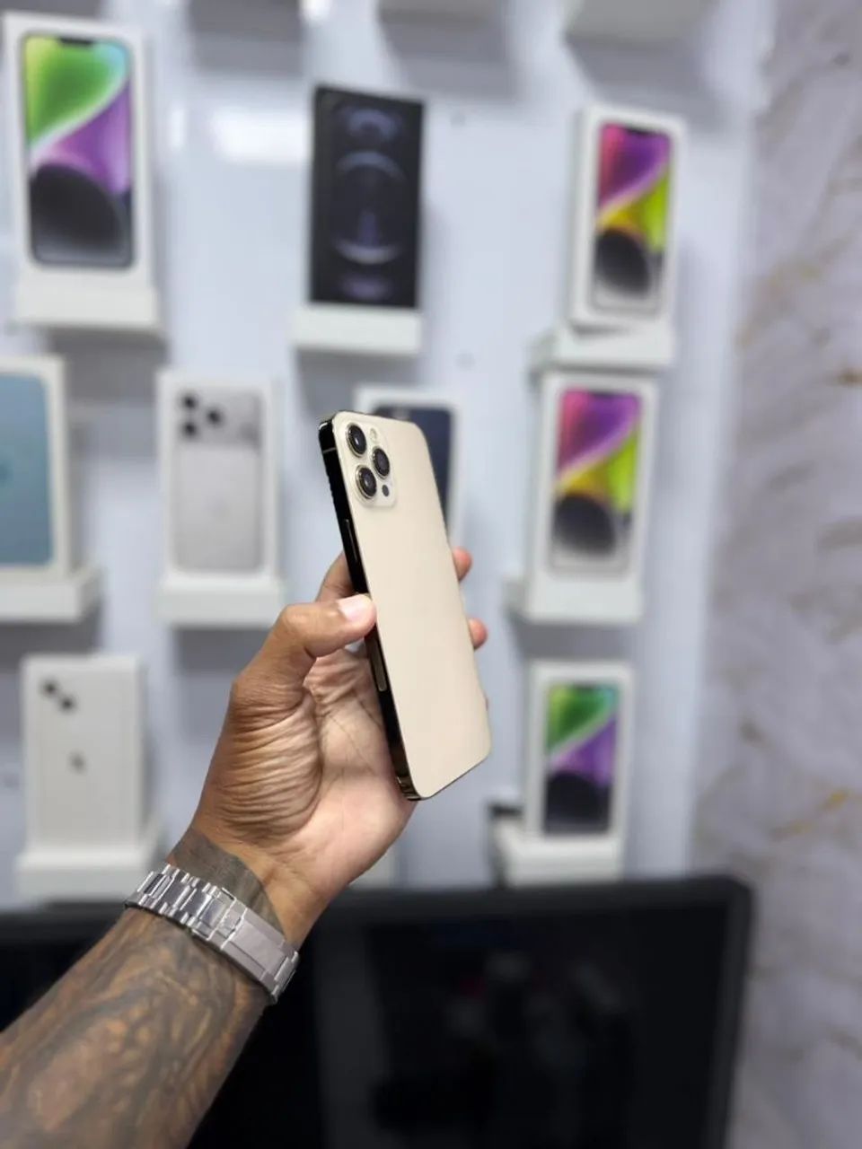 IPHONE 12 PRO MAX 128GB<br>R$ 2.199,00 - Foto 3