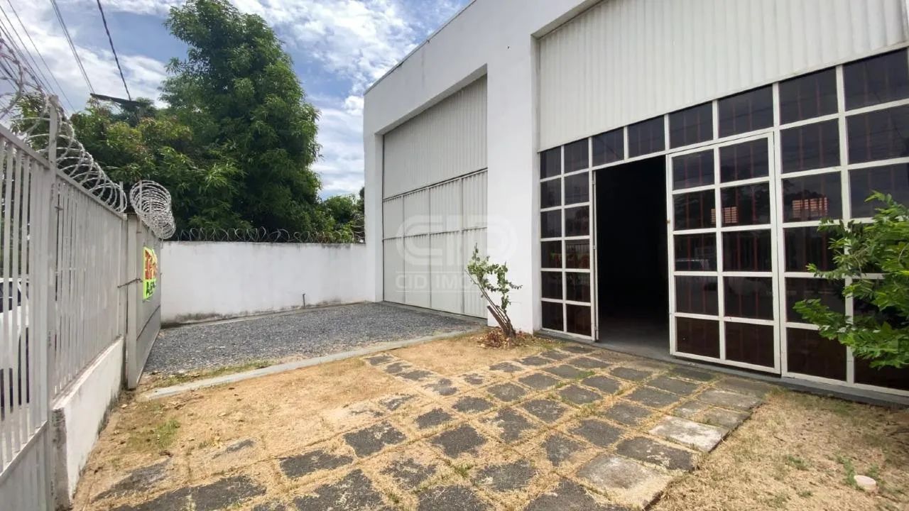 Galpão com Aproximadamente 430m² no Bairro Nova Esperança - Foto 2