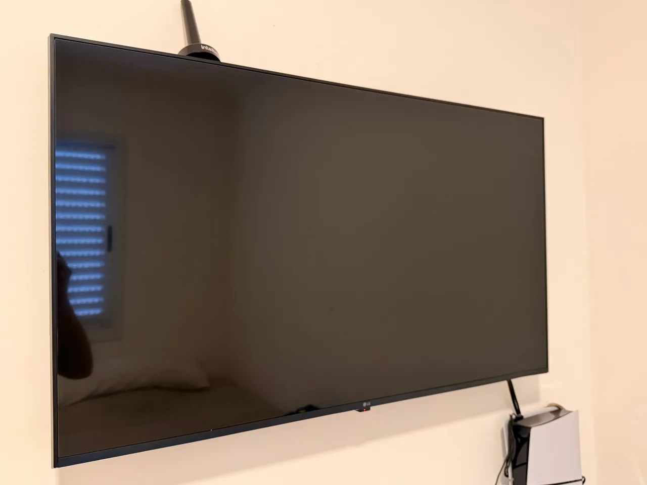 TV LG 4K 43 POLEGADAS  - Foto 2