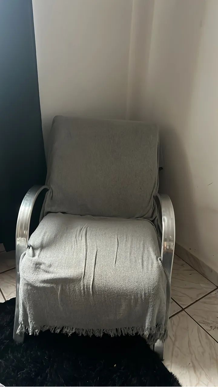 Poltrona vermelha  - Foto 2