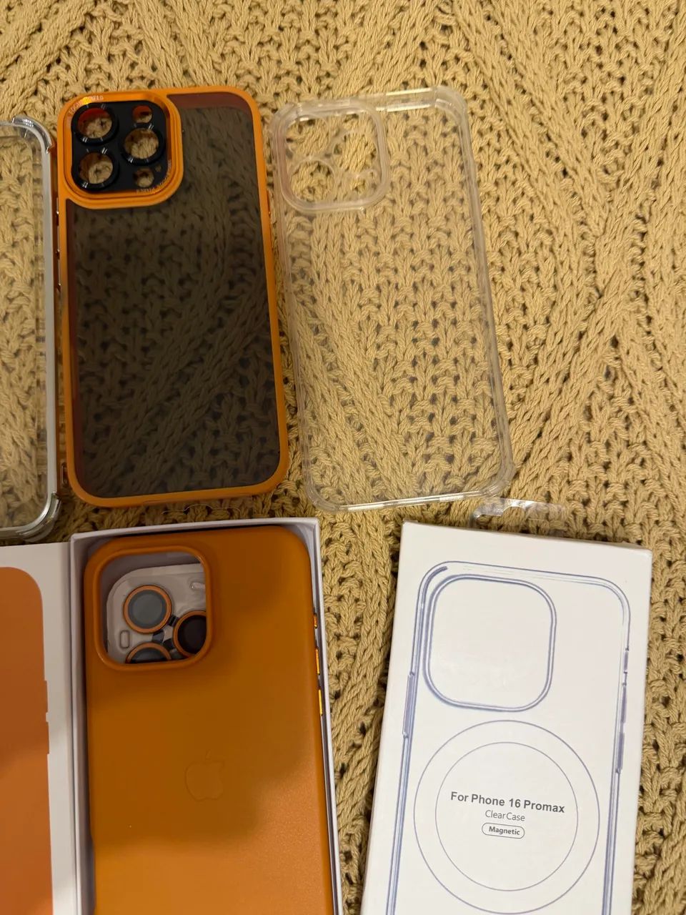 Caixa e acessórios iPhone 16 pro max  - Foto 3