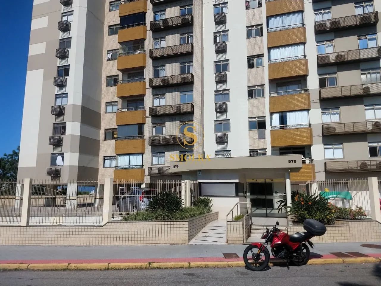 Apartamento de 3 dormitórios à venda no Estreito, Florianópolis - SC