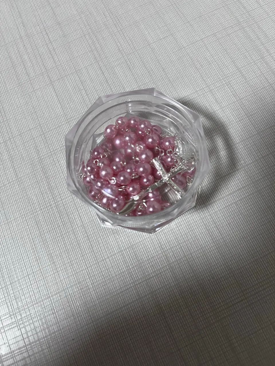 terço rosa maior com caixinha  delicado e ideal para presente