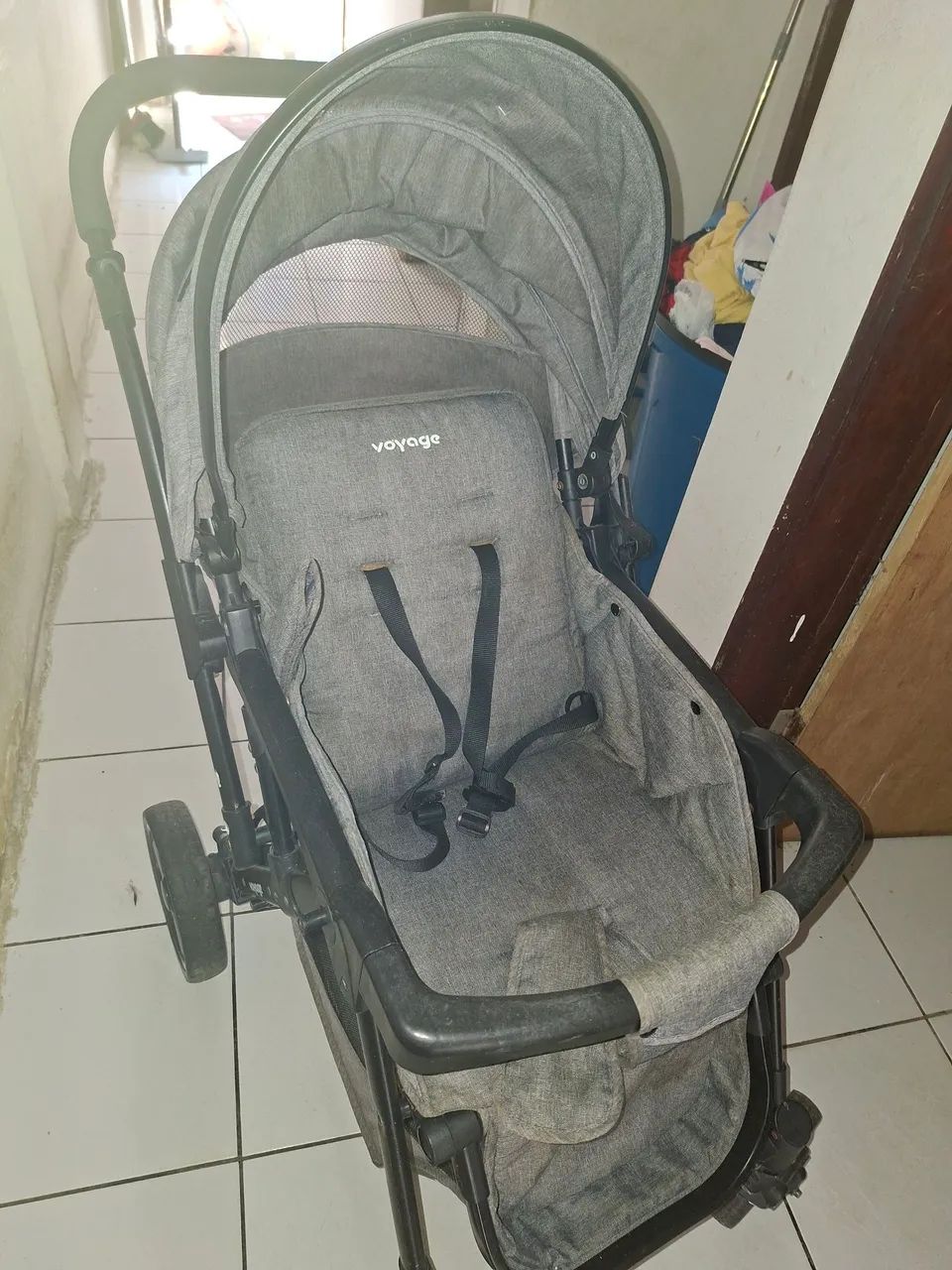 Vendo carrinho para bebê cosco